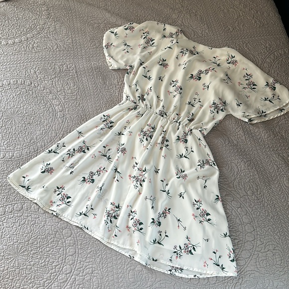 Sienna Sky Floral Dress - Picture 4 of 4